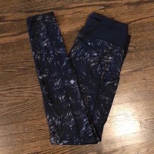Lululemon Speed Tight II- Size 6/8